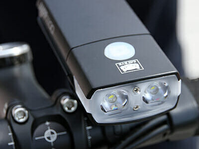 Svetlo prednje Cateye AMPP1100 USB